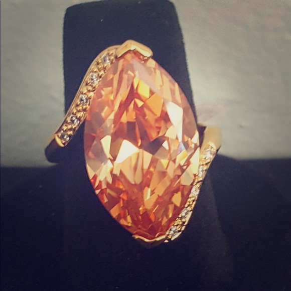 overstock.com Jewelry - Marquise Cut Citrine Ring